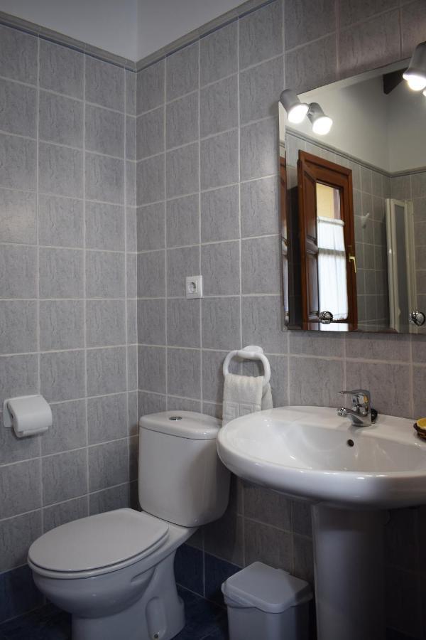 Apartamentos Rurales La Taberna Matienzo Luaran gambar