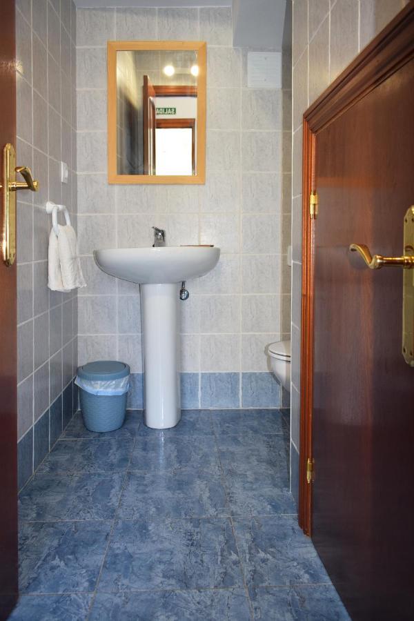 Apartamentos Rurales La Taberna Matienzo Luaran gambar
